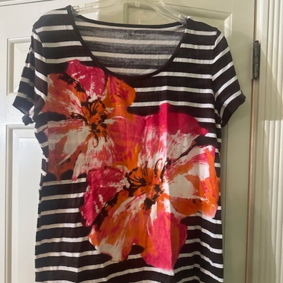Brown & White Striped T-Shirt with Flower Design - Picture 1 of 2
